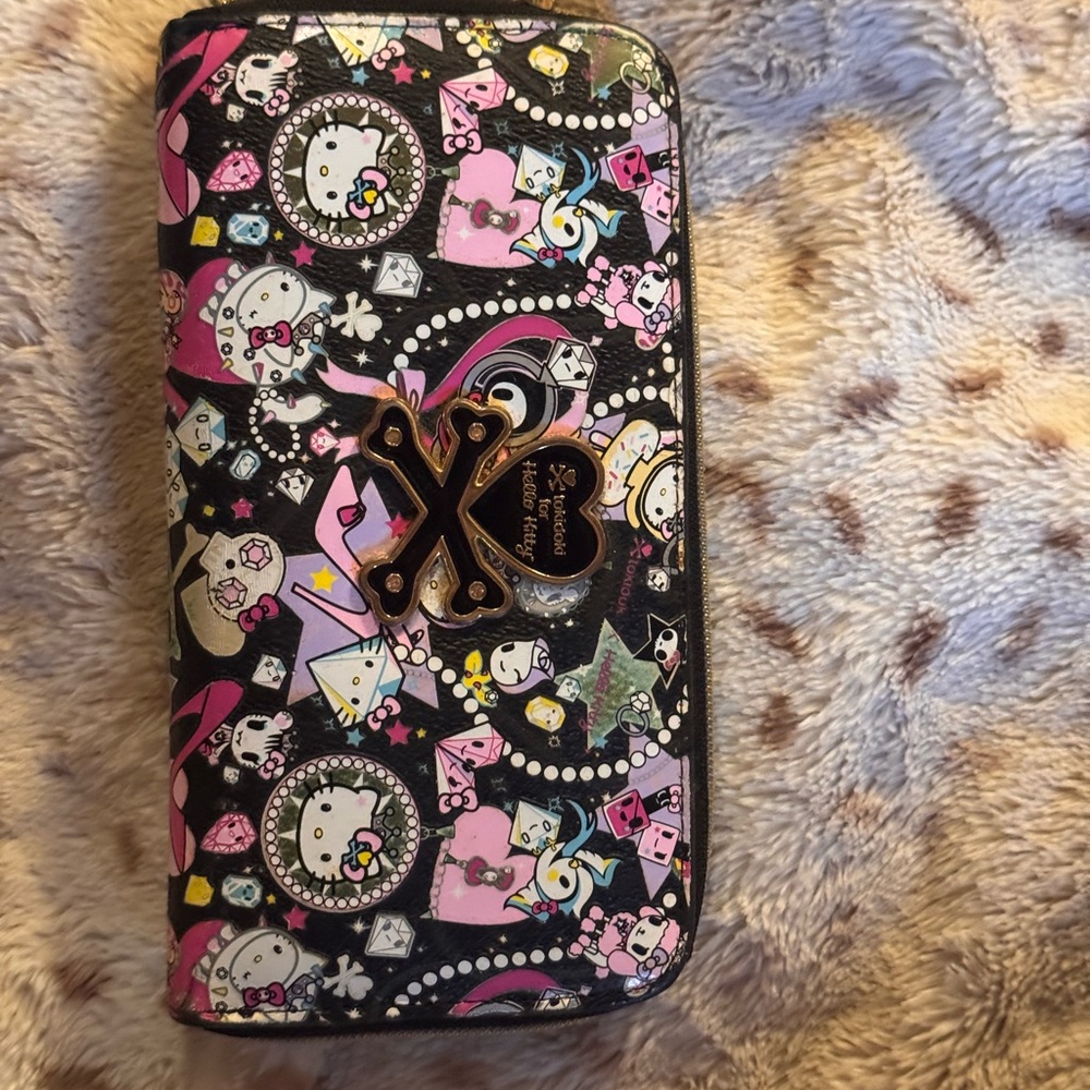 Hello Kitty Black and Pink Wallet.  Diamond.  Tokidoki